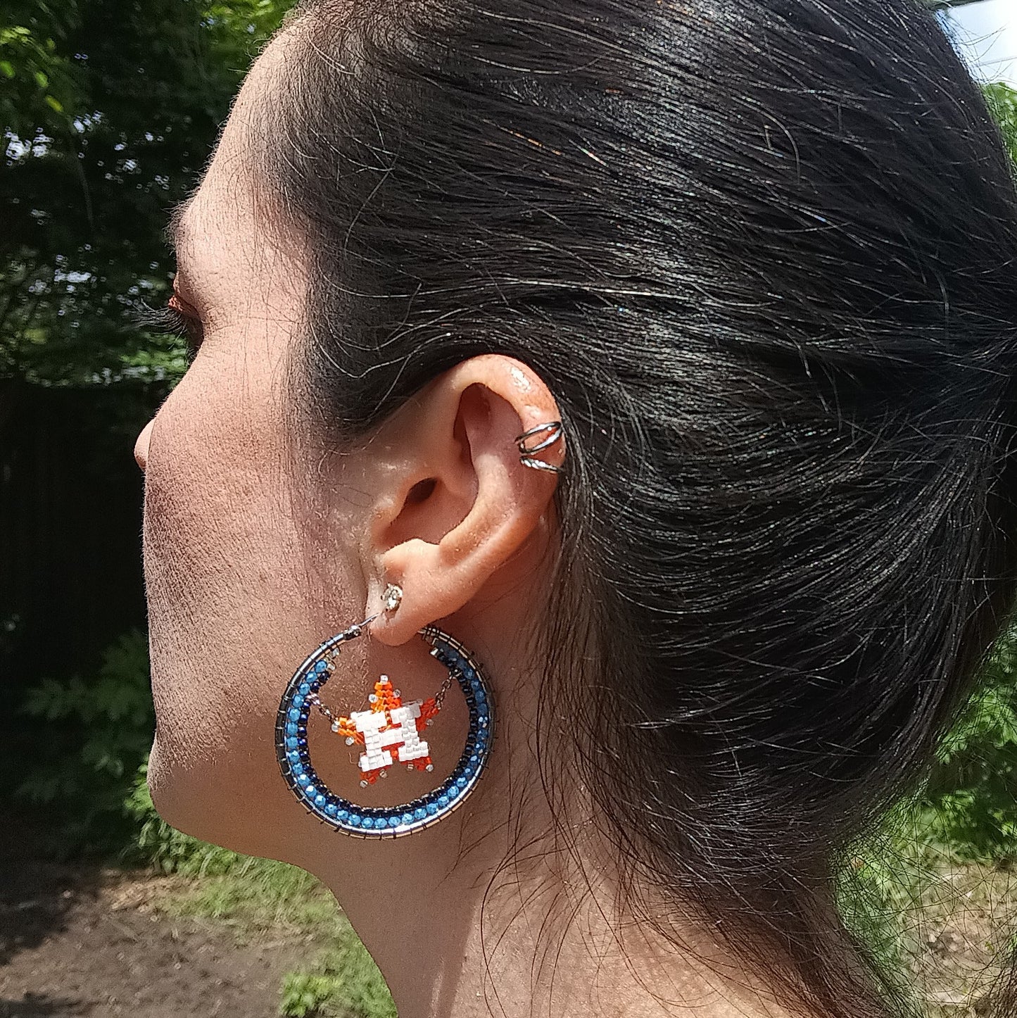 Medium Houston Swinging Star Silver Hoops
